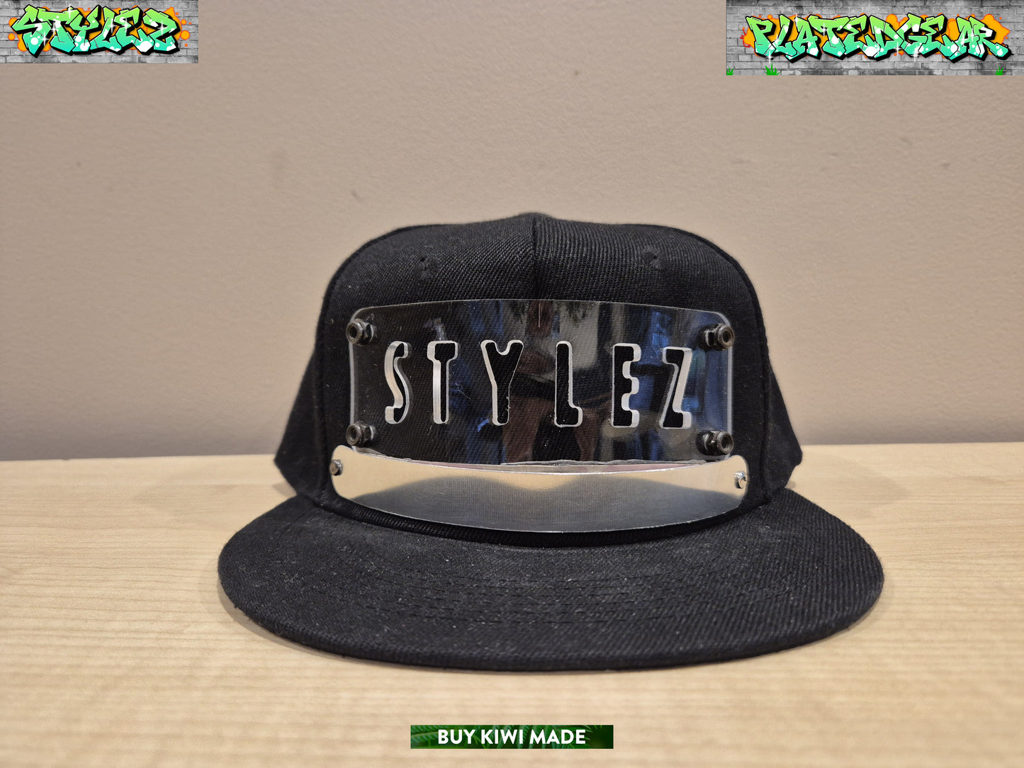 GREEN LED STYLEZ SNAPBACK